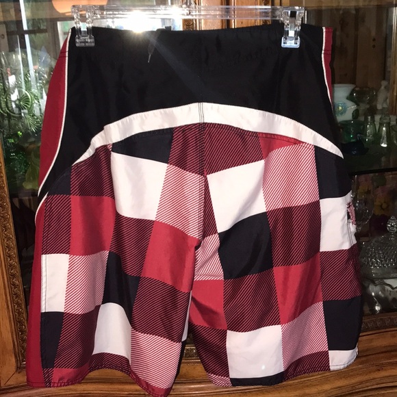 Subculture Men’s checkered Board shorts - Picture 5 of 6